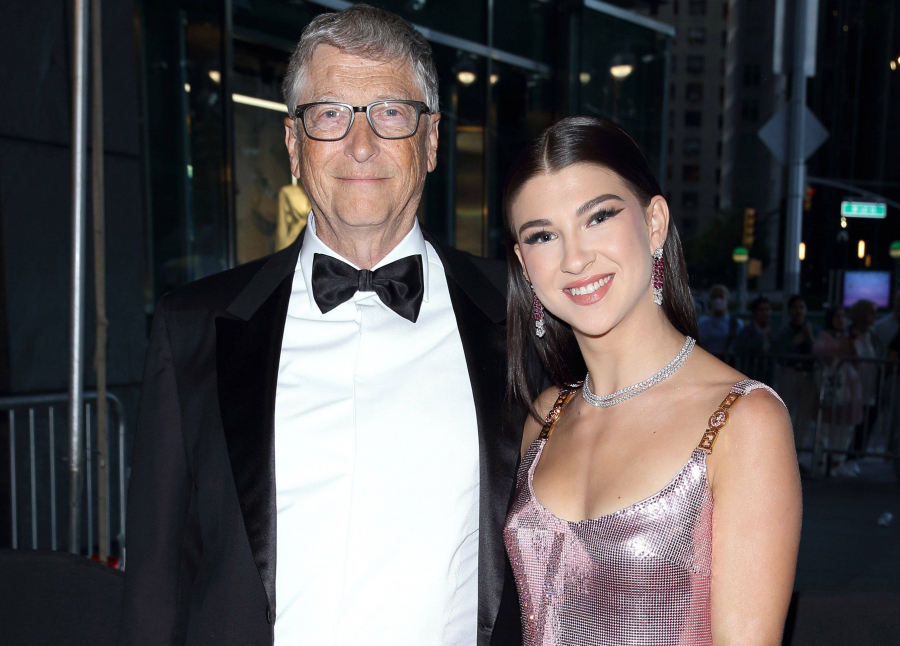 Bill Gates, adevărul despre cariera fiicei sale, după ce s-a speculat că ar fi luat bani de la el. Ce decizie a luat miliardarul - FOTO