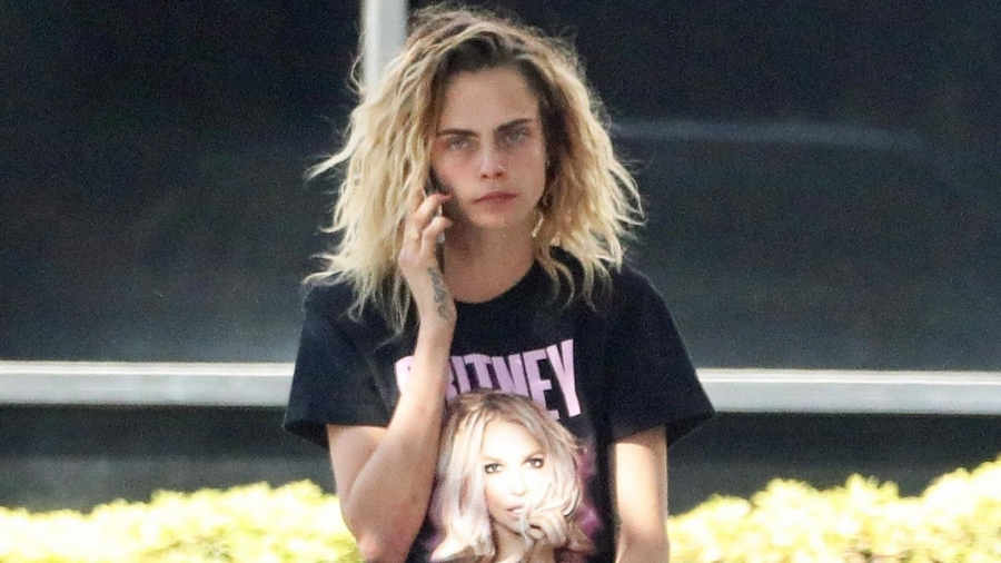 Abuzul de alcool și droguri era să îi distrugă cariera și viața: din cea mai frumoasă femeie din lume, ajunsese de nerecunoscut! Cara Delevingne, revenire spectaculoasă - FOTO