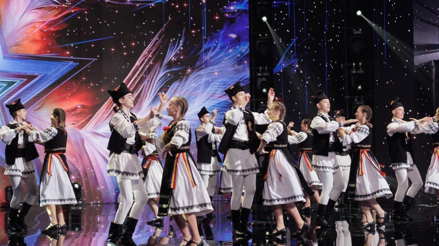 Ansamblul Codrenii din Republica Moldova - moment spectaculos de dans înfocat și voie bună. Au ajuns sau nu în marea finală - VIDEO