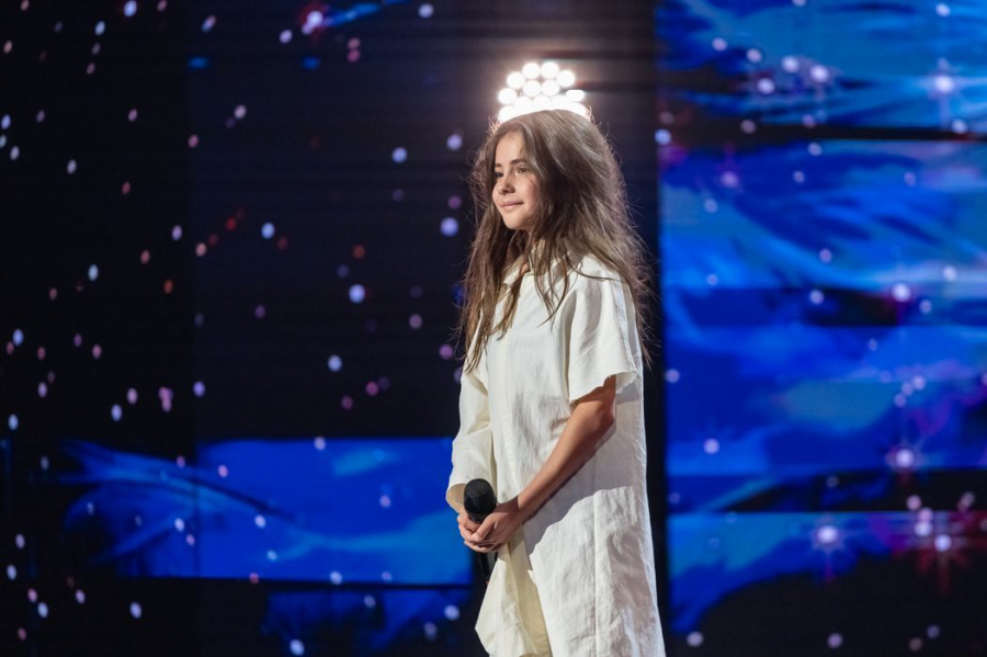 Marea finală Românii au talent, 23 mai 2025. Miruna Ungureanu, spectacol ireal pe scenă, cu piesa „Creep”: Jurații au aplaudat în picioare: „Dacă așa cântă un copil de 10 ani...” - VIDEO