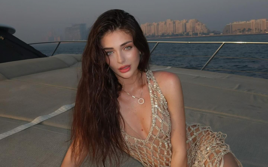 Opulență la superlativ! Andreea Bostanica, cadou de 300 de mii de euro. Postarea care a încins Internetul - FOTO