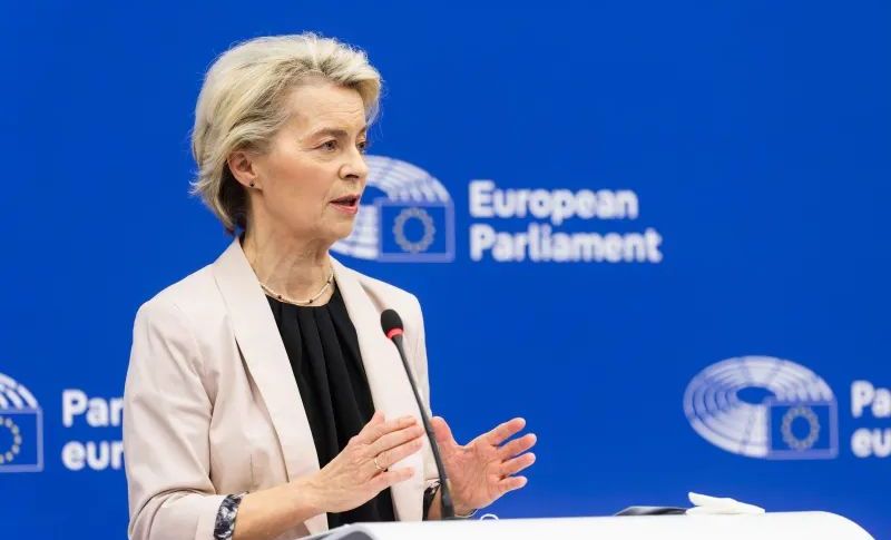 Ursula von der Leyen înfruntă două moțiuni de cenzură în Parlamentul European. Care sunt grupurile care o vor demisă