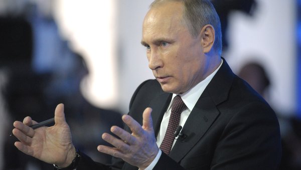 VIDEO LIVE! Putin sustine astazi, de la 12:00, conferinta anuala. La linia fierbinte au fost inregistrate 2 milioane de intrebari