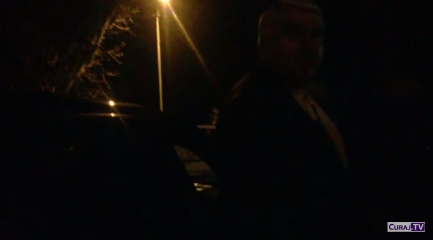 Serafim Urechean, cu masina parlamentara la un restaurant de lux, noaptea! "Eu sunt aici la serviciu" - VIDEO