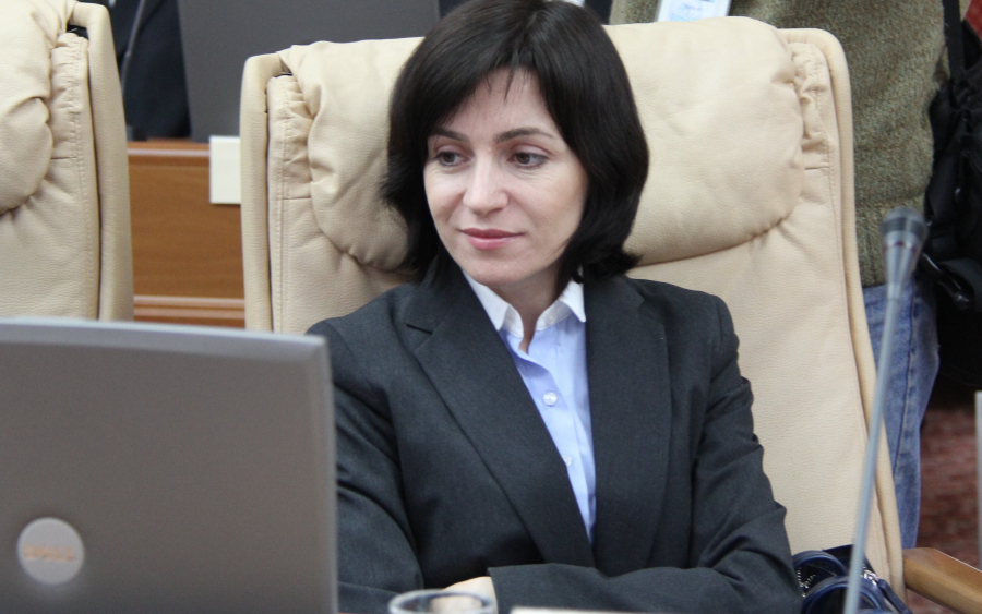 Maia Sandu isi arata diplomele de studii. Vezi ce note a luat ministrul