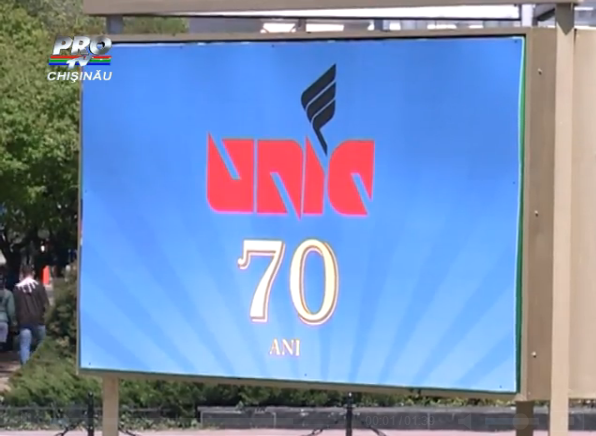 (P) Magazinul Universal Central a serbat implinirea celor 70 de ani de activitate. 7 decenii de calitate si profesionalism - VIDEO