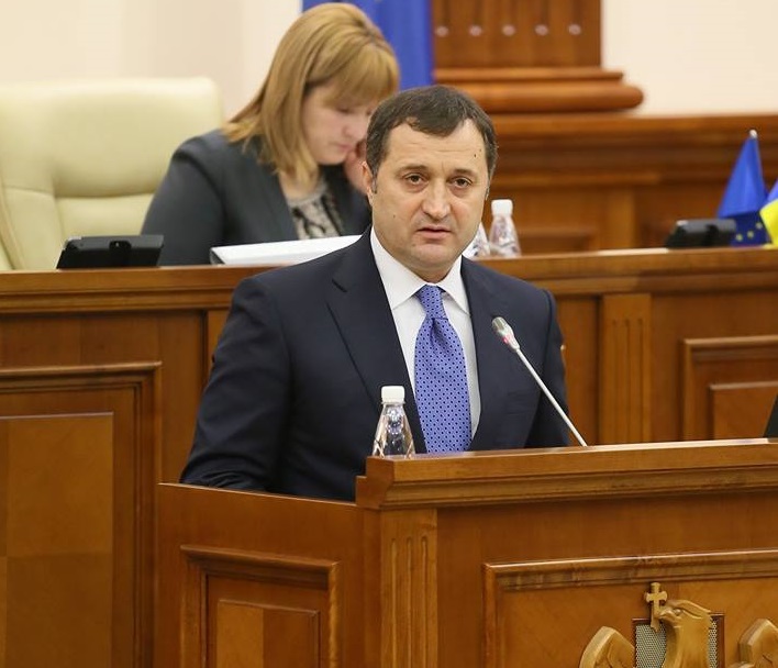 Vlad Filat: "Politizarea acestui subiect va ingreuna desfasurarea corecta si impartiala a anchetei"