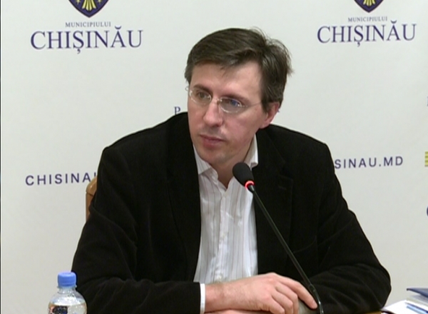 Chirtoaca il provoaca pe Voronin la un duel barbatesc: "Ai fost badaran si "soldafon" sovietic, asa ai ramas si asa o sa mori"