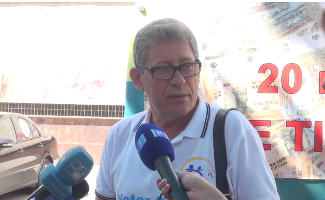 PL aduce 20 de autobuze in PMAN: "Sa fie amplasate asa incat lumea sa vada volumul acestor bani furati de la banci" 