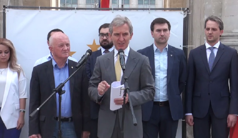 Demisia premierului Gaburici. Iurie Leanca: "S.O.S, tara este in pericol!"