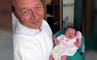 "Sofia va trai intr-o Romanie reintregita". Dorin Chirtoaca va fi nasul nepoatei lui Basescu