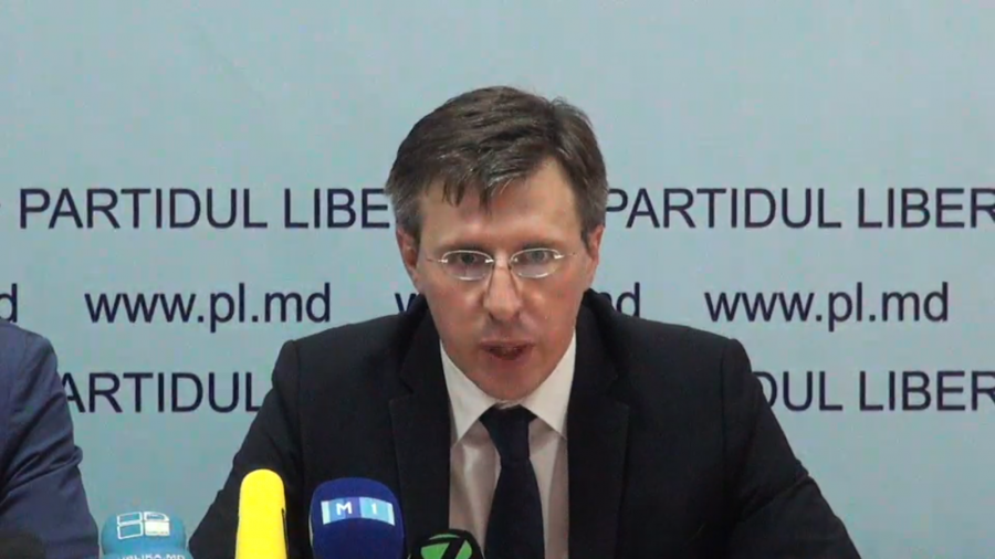 "Alegerile nu pot fi castigate facand spuma la gura sau oparindu-te in PMAN". Totalurile campaniei electorale pentru cel de-al doilea tur, prezentate de PL
