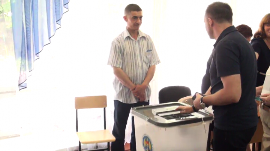 Presedintele Parlementului, Andrian Candu, a VOTAT pentru un viitor european al capitalei