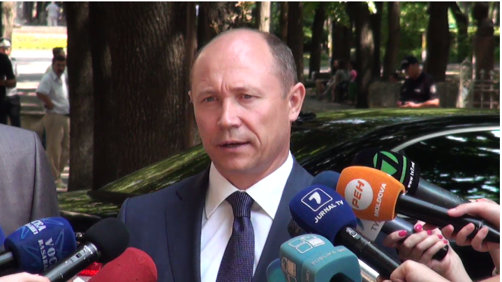 Guvernatorul BNM: "Optez pentru LICHIDAREA bancilor. Acestea nu au viitor, nu sunt viabile, sunt ca niste zombi". Care este pozitia premierului