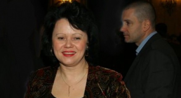 Presa romana: Procuroarea Mariana Alexandru, cea care a demisionat inainte de a finaliza dosarul "Gala Bute", a fost angajata de UE sa cloneze DNA la Chisinau