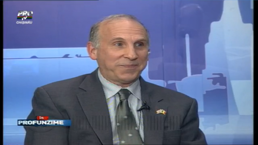 Ambasadorul SUA la Chisinau, In PROfunzime: "Este necesara o investigatie IMEDIATA in cazul miliardului disparut"