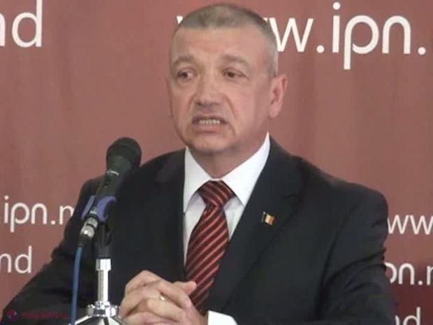 Sergiu Mocanu: "Fiecare fura ce poate: Guvernarea - miliardul, Opozitia - revolutia!"