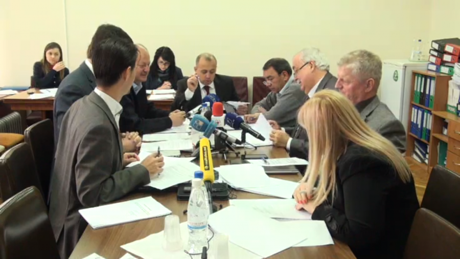 Evaluarea candidatilor la functia de guvernator, ASCUNSA de ochii lumii