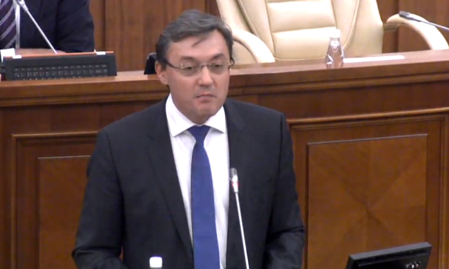 Igor Corman si-a depus mandatul de deputat