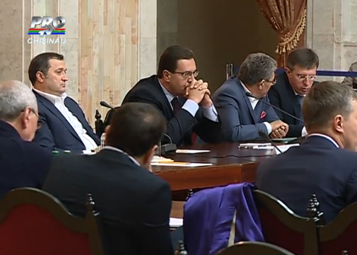 Ce se intampla cu dialogul social? Europa Libera: "S-a trecut la instrumente mai ieftine"