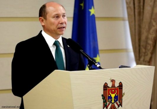 Strelet NU demisioneaza: "Voi lasa colegii din PD sa decida: voteaza sau nu demisia unui Guvern pro-european pe care tot ei l-au investit"