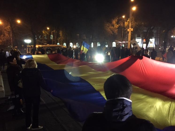Flashmob in Chisinau: "Vrem un singur Guvern pe ambele maluri de Prut"