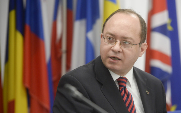 Sfarsitul politicii de complezenta fata de Republica Moldova. Intrarea in "era adevarurilor reciproce"