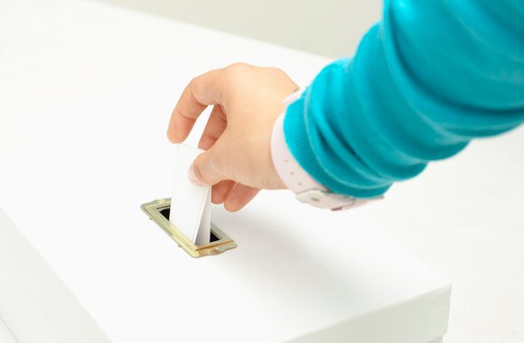 Anticipatele sunt INEVITABILE. Conditiile si acuzatiile  sunt o pregatire pentru viitoarea campanie electorala (analisti)
