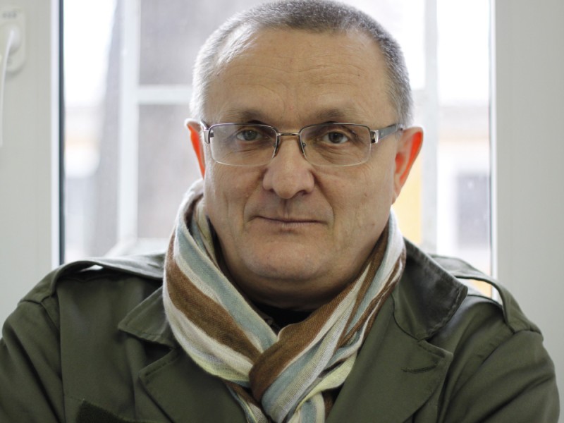 " Poate ca nu ar strica asa un mediator intre partile beligerante...". Dumitru Diacov, pentru Europa Libera