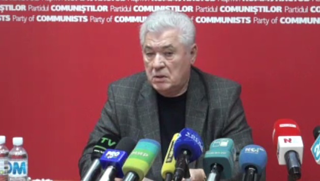 Voronin, ingrijorat de decizia CC: "Au facut din Constitutie o servitoare. Da socialistii? Parca in toata ziua mananca mazare, nici Pulemiot Maxim nu impusca atata"