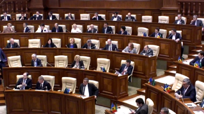Ministrul Finantelor NU s-a prezentat in plenul Parlamentului pentru audierile privind finantarea spitalelor