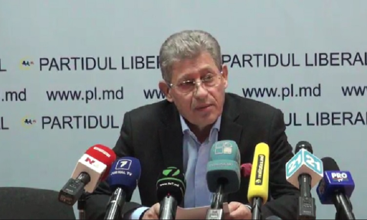 Ghimpu: Il voi actiona in judecata pe Iulian Fota, fostul consilier prezidential din Romania