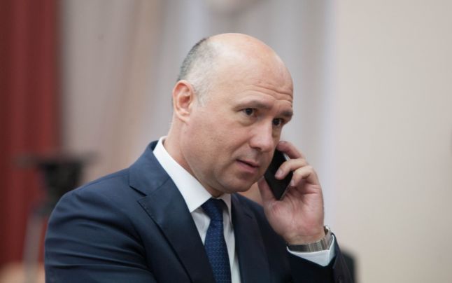 Premierul Pavel Filip, felicitat de catre omologul sau ucrainean, Arseniy Yatsenyuk