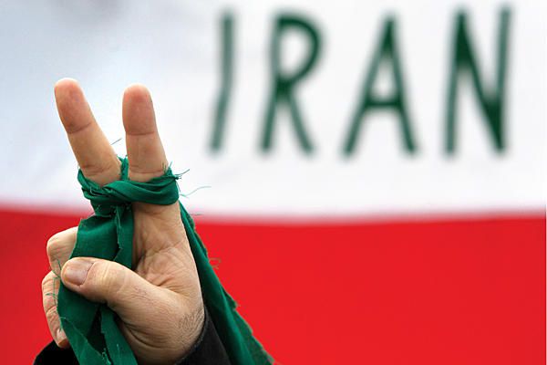 Iranul avertizeaza Arabia Saudita in legatura cu trimiterea de trupe in Siria