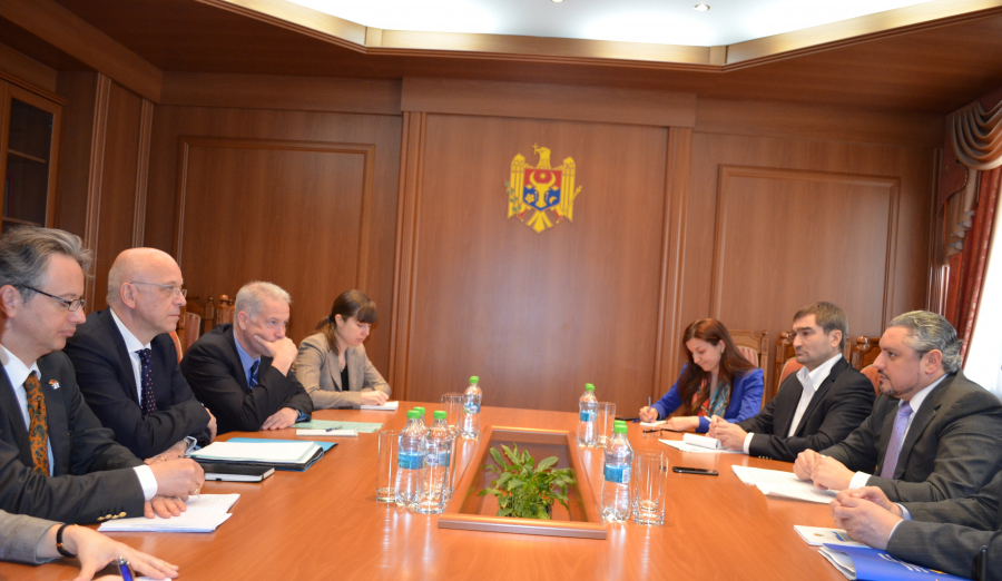 Ministrul de externe Andrei Galbur l-a primit pe reprezentantul special al Presedintelui in exercitiu al OSCE
