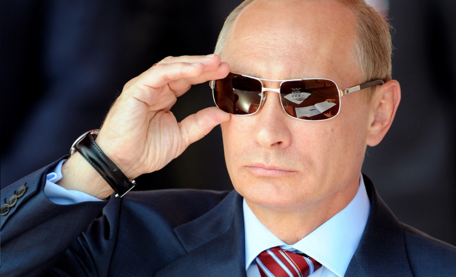 Corzi pentru harpa si bici de piele - comanda oficiala de stat la resedinta lui Putin