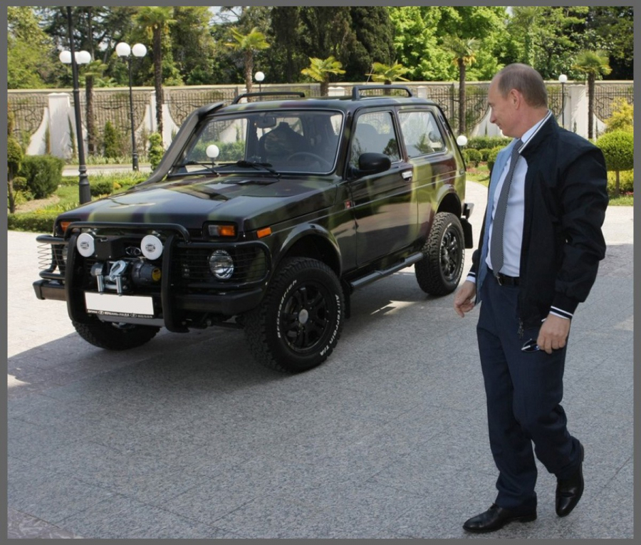 Venitul lui Putin a crescut pana la 118 de mii de euro. Presedintele rus are un teren, apartament si trei masine produse in Rusia - FOTO