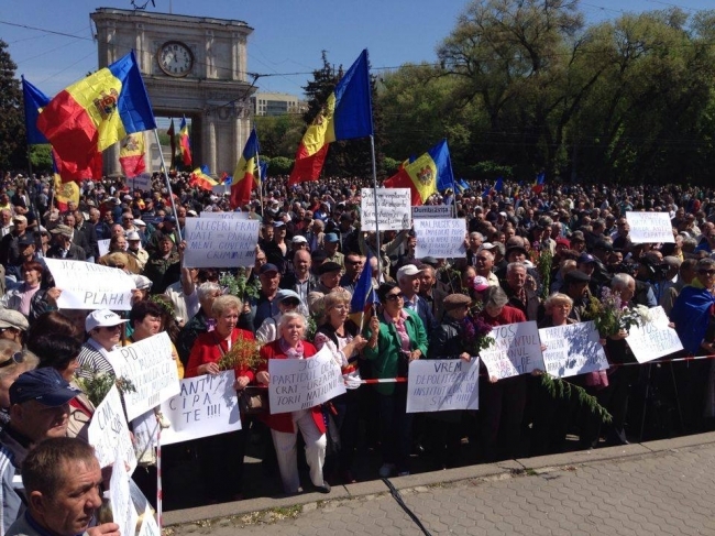 Ministerul afacerilor interne organizeaza o conferinta de presa privind incidentele din timpul protestului din 24 aprilie