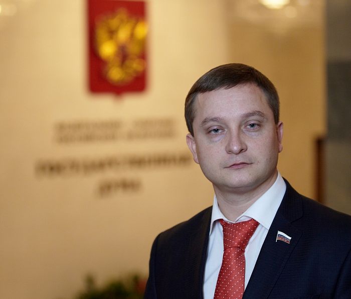 Un deputat rus a numit autoritatile din Moldova "fascisti neexterminati" din cauza marsului soldatilor americani