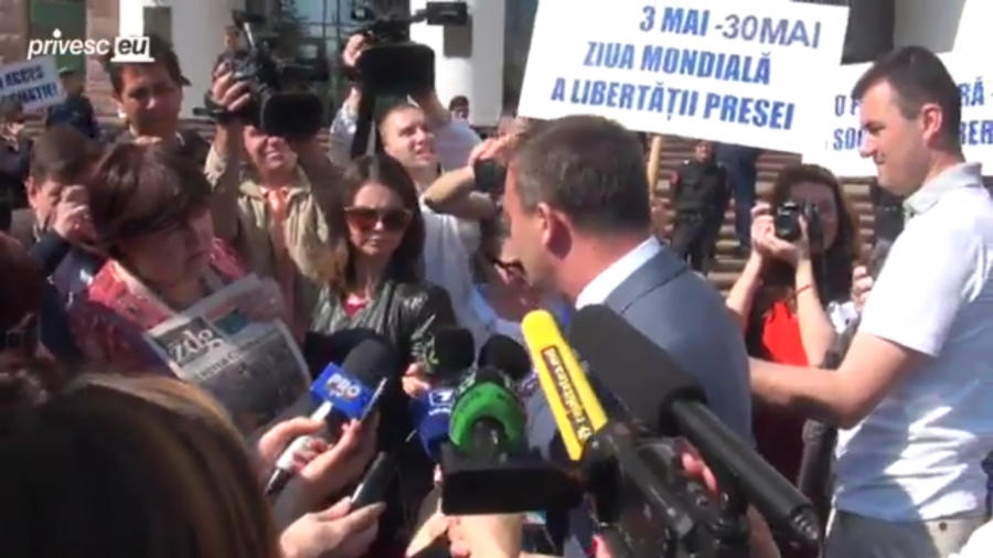 Andrian Candu, invinuit de jurnalisti ca a alergat la maraton cu bodyguarzii: "Ati venit sa discutam despre libertatea presei sau despre maraton?"