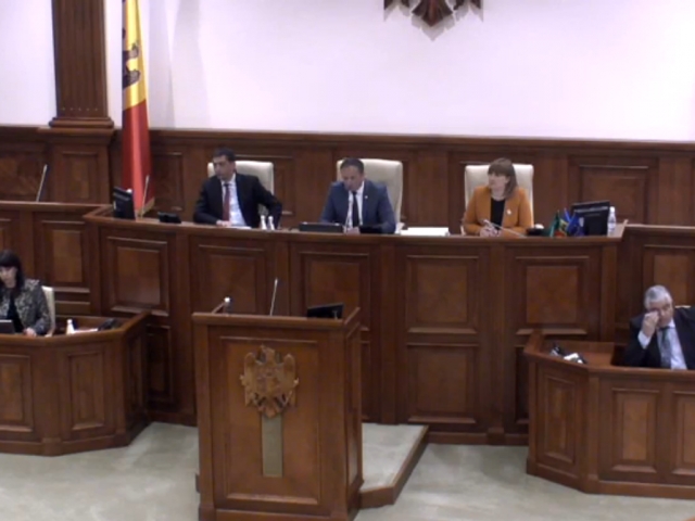 Ziua Europei, marul discordiei in Parlamentul Republicii Moldova