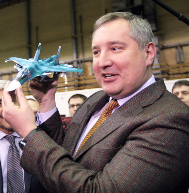 Anul viitor Rusia ar putea fi reprezentata la Eurovision de solistul trupei Leningrad, Serghei Shnurov. Rogozin: "Va castiga sau nu, in schimb ii va trimite pe toti intr-un loc" - FOTO