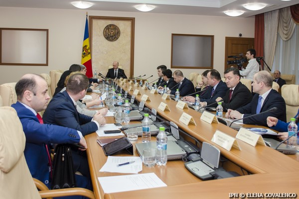 Guvernul a aprobat doua proiecte din pachetul pentru stabilizarea sectorului financiar