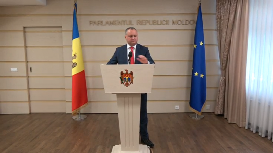 Dodon: "Astazi inregistram o motiune pentru Corina Fusu, in fiecare saptamina cate un ministru o sa vina aici"