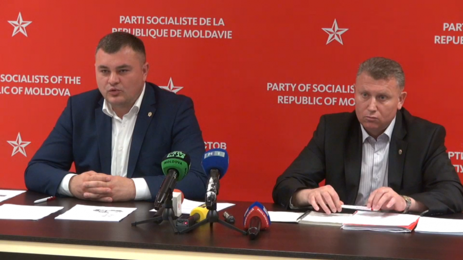 Socialistii au depus o motiune simpla impotriva ministrului apararii. "Ministri ai apararii, care sunt exponentii Partidului Liberal au doar un scop, de a distruge aceasta armata"