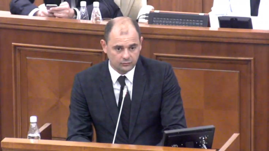Viceministru al Afacerilor Interne la Parlament: "Cateva minute in urma am primit informatia ca un elicopterul SMURD ar fi cazut"