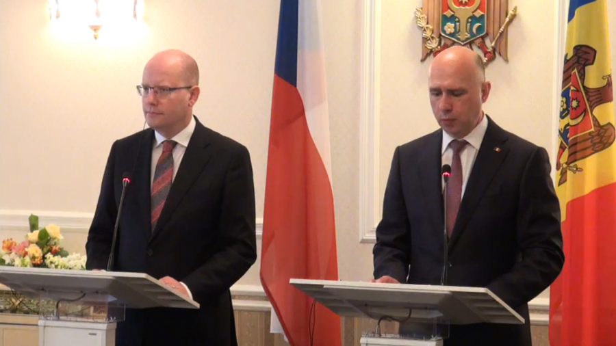 Prim-ministrul Republicii Cehe despre furtul miliardului: "In anii 90 si Republica Ceha a trecut prin criza bancara si suntem gata sa impartasim experienta noastra in acest domeniu"