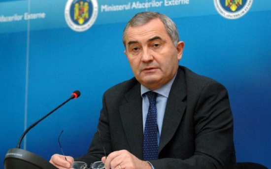 Ministrului de externe roman si secretarului de stat pentru afaceri europene francez vin in Republica Moldova