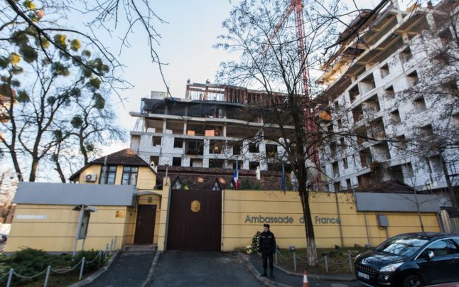 Senctia Consulara a Ambasadei Frantei isi sisteaza activitatea. Cetatenii vor fi deserviti la Bucuresti