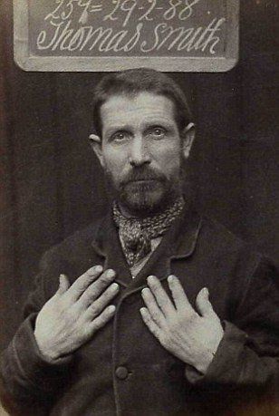 Cum aratau puscariasii de acum 150 de ani. Imagini de SENZATIE cu INFRACTORII din perioada Victoriana - GALERIE FOTO 